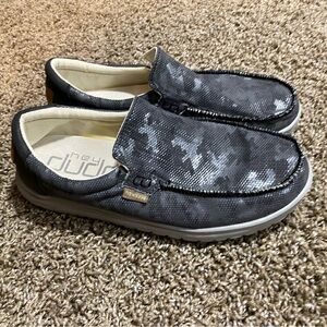 Hey Dudes. NWOT!! Grey/Silver Camo Women's SZ 10